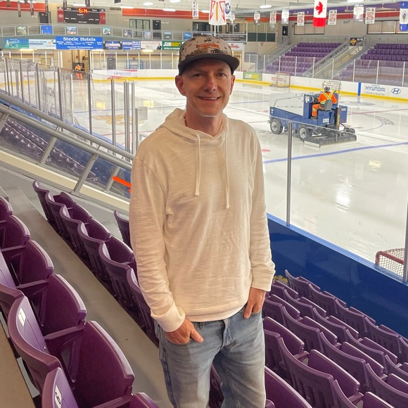 Meet your Posher, Sam - Picture 6 of 6